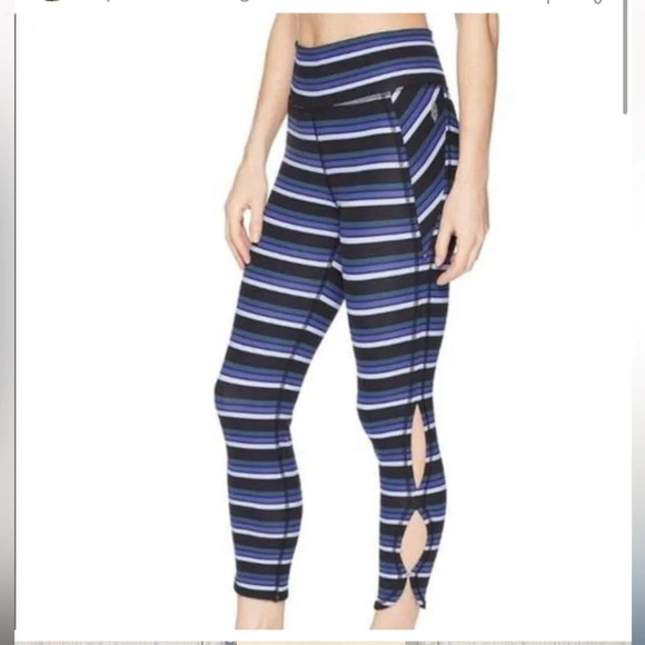 Free People Movement Gidget High Rise Blue Striped Leggings - Size XS - Picture 2 of 5